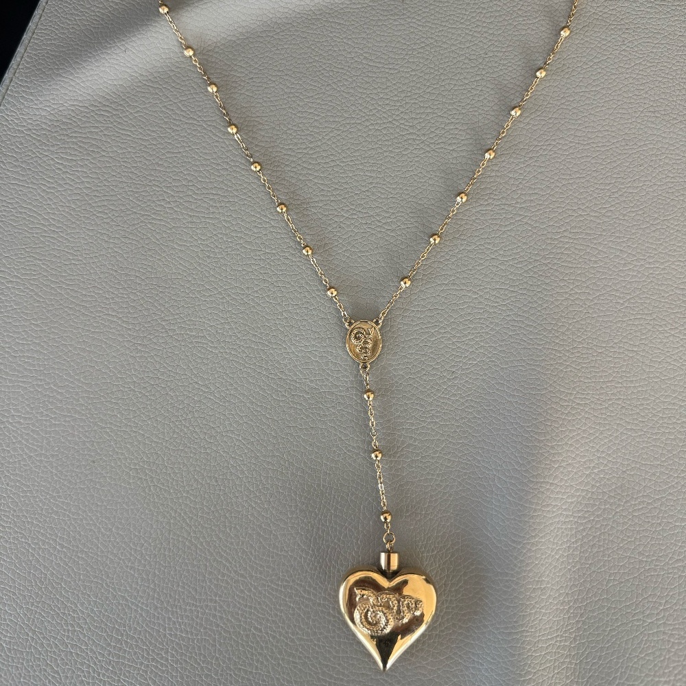 Gold Heart Pendant Necklace